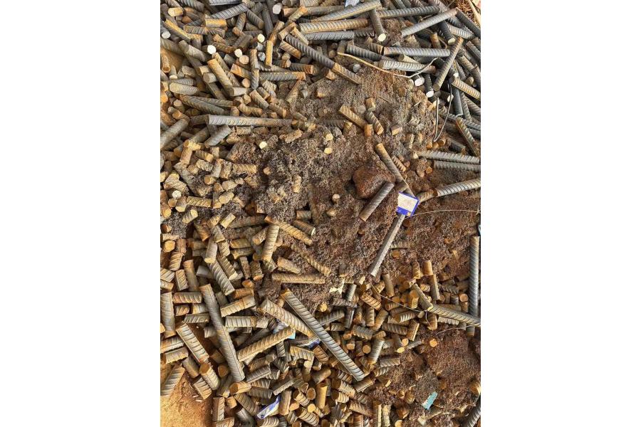 废旧钢筋头一批