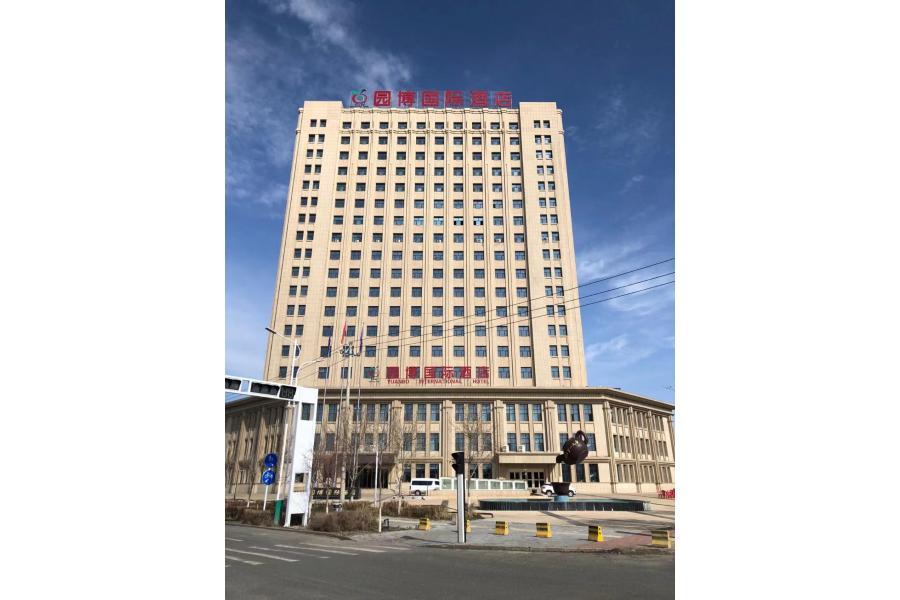 位于新疆省昌吉市农业园区昌五路西侧，现园博国际酒店5层至19层房产