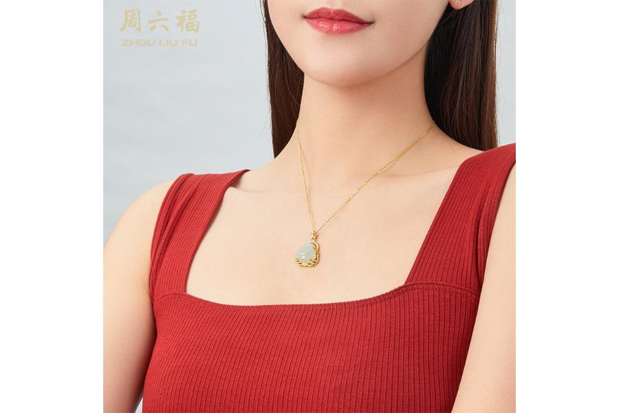 周六福白玉佛S925银和田白玉吊坠ZLFY04985（送S925银链镀金色） 【新疆西藏不发货】  372