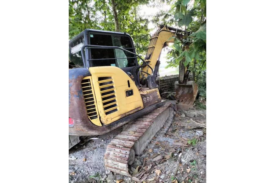 拍卖大厅_中诺(山东)拍卖有限公司:四川省彭州市闲置洋马b65挖机一台