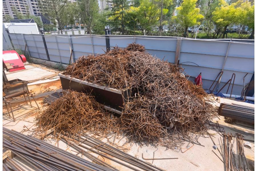 中齐拍卖：废旧钢筋