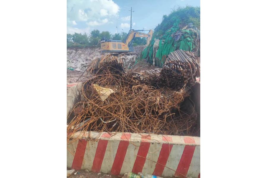 中载拍卖山东废旧钢筋一批