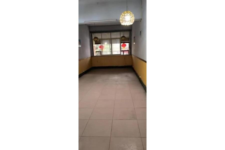 03号标的：都匀市新华北路76号（新华西巷七街原有线电视台楼栋）办公楼二楼三个套间租赁权，面积约：90㎡
