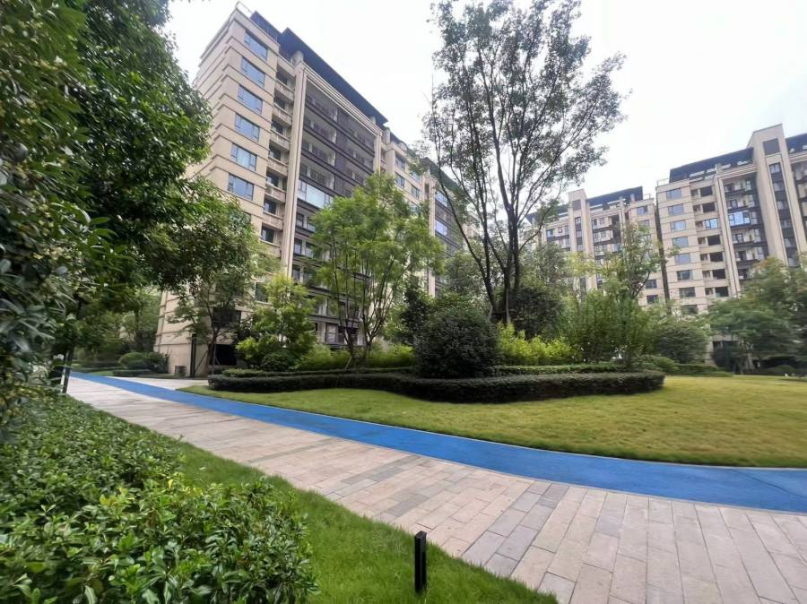 眉山市仁寿县视高街道百花大道566号朗基通航学院香颂天府一期12幢1