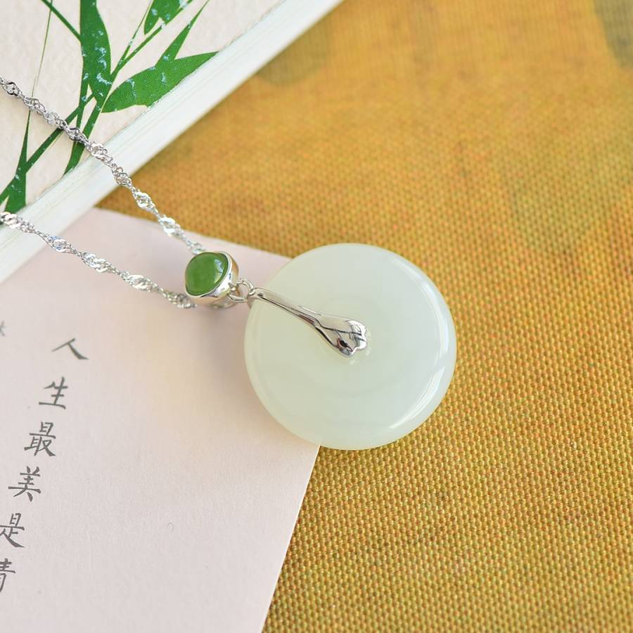 s925银镶和田玉平安扣吊坠【规格】裸石：22×22㎜的来源图片