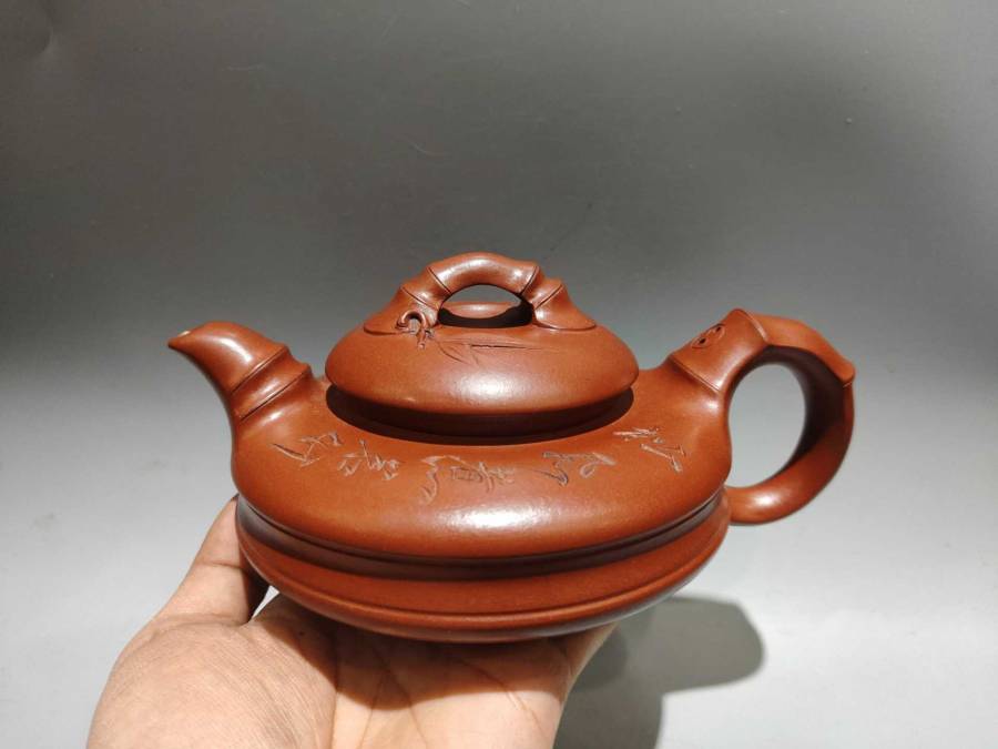 竹节壶 泥料：原矿红泥的来源图片