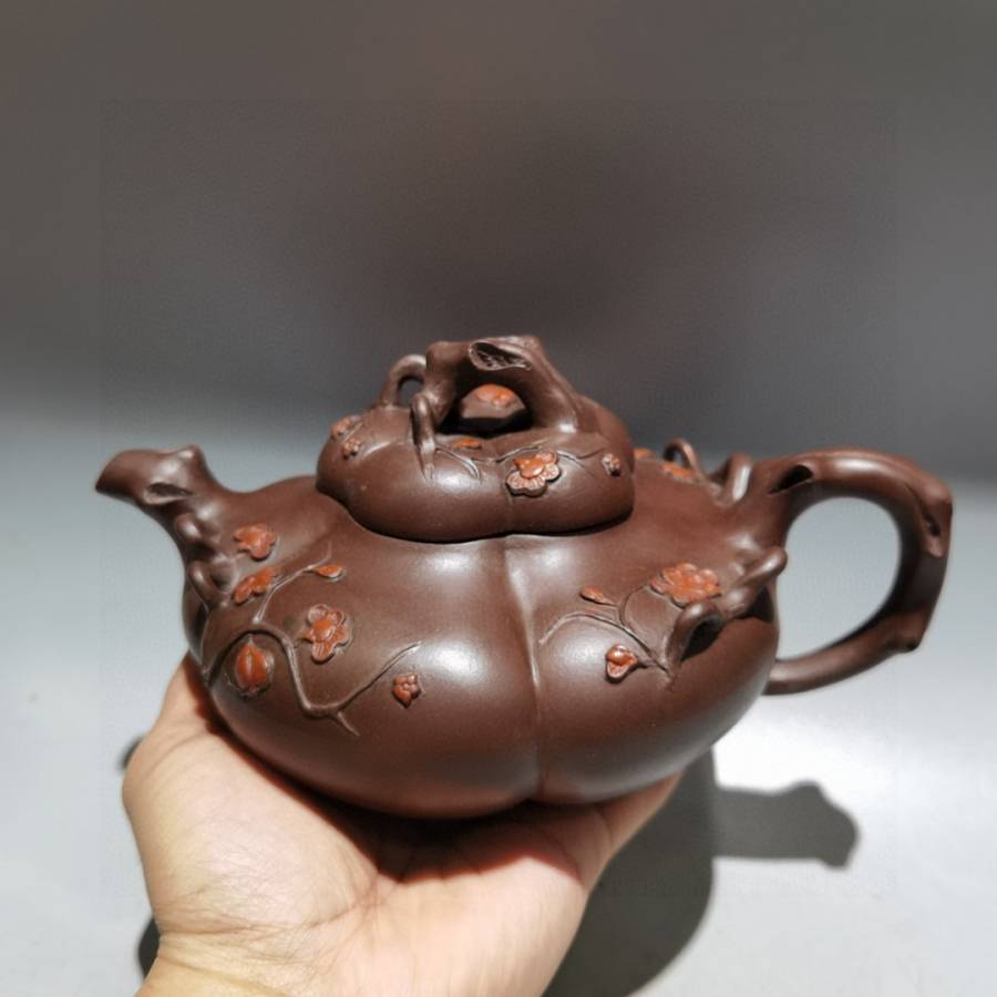 梅桩壶 泥料：原矿老紫泥的来源图片