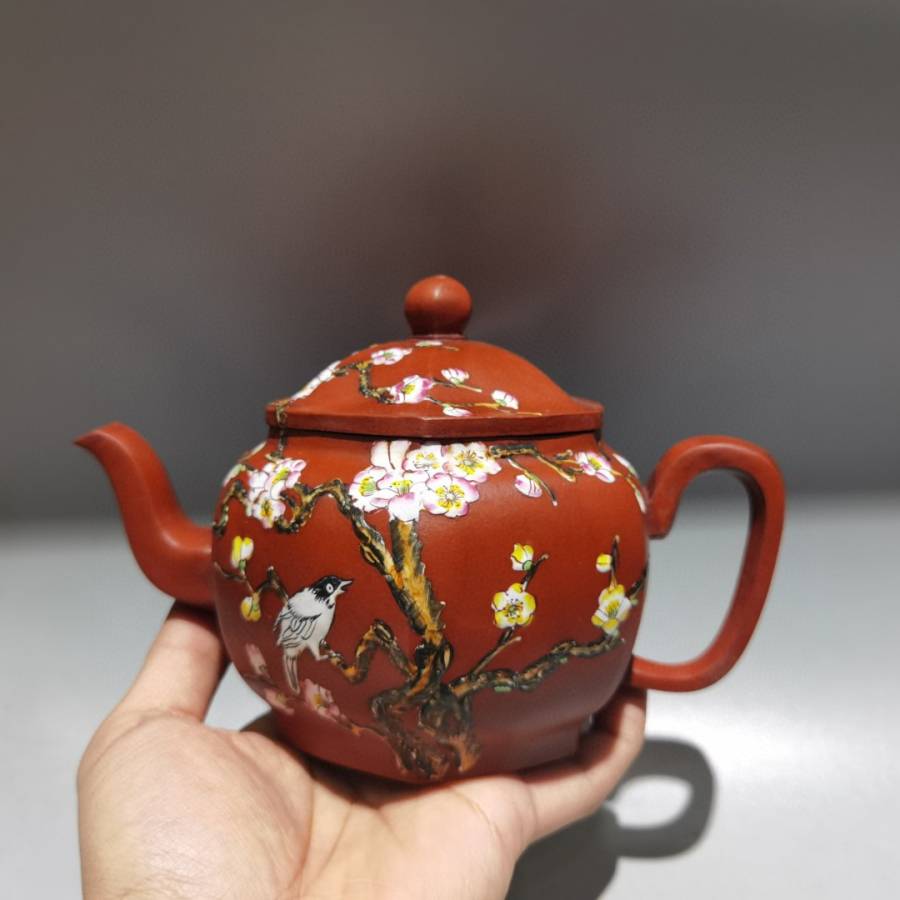 彩绘六方壶 泥料：原矿老红泥的来源图片
