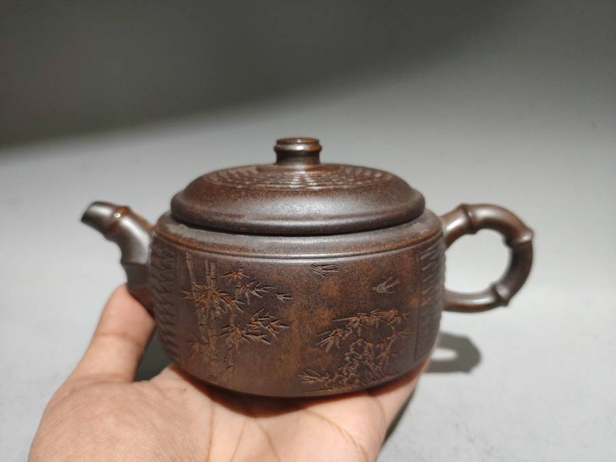 竹编壶 泥料：原矿龙骨金砂的来源图片