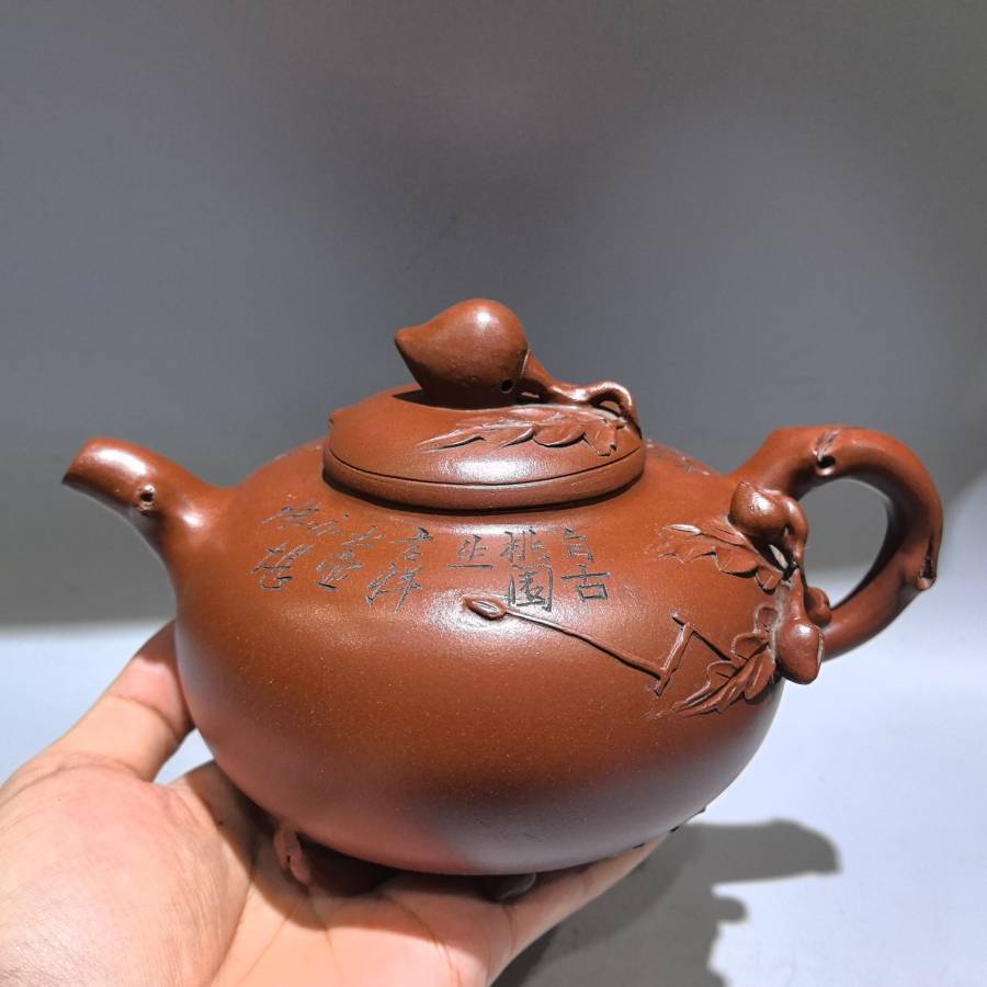 寿桃壶 泥料：原矿红泥的来源图片