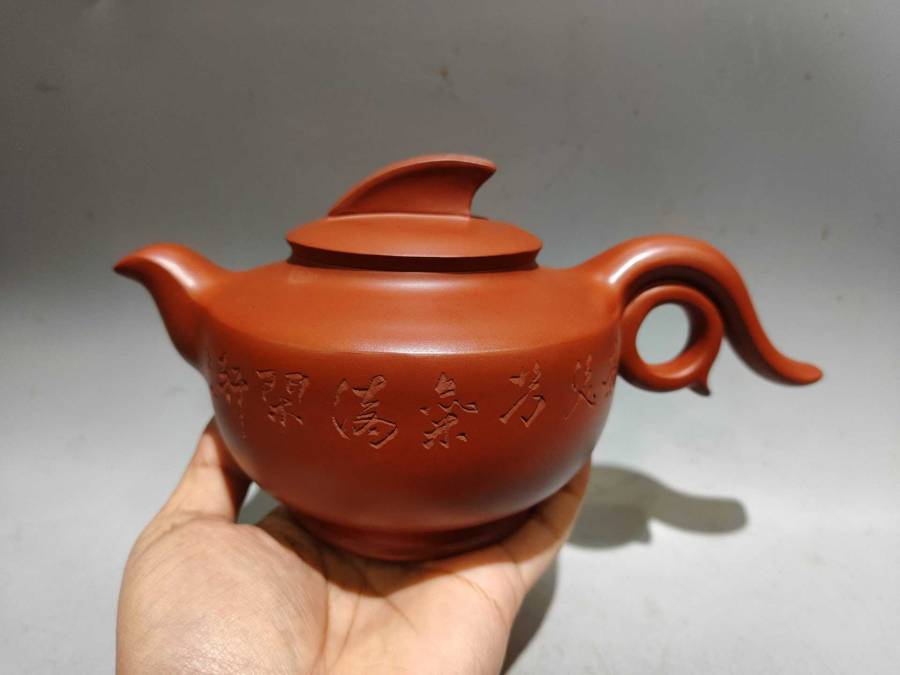 飞把壶 泥料：原矿红泥的来源图片