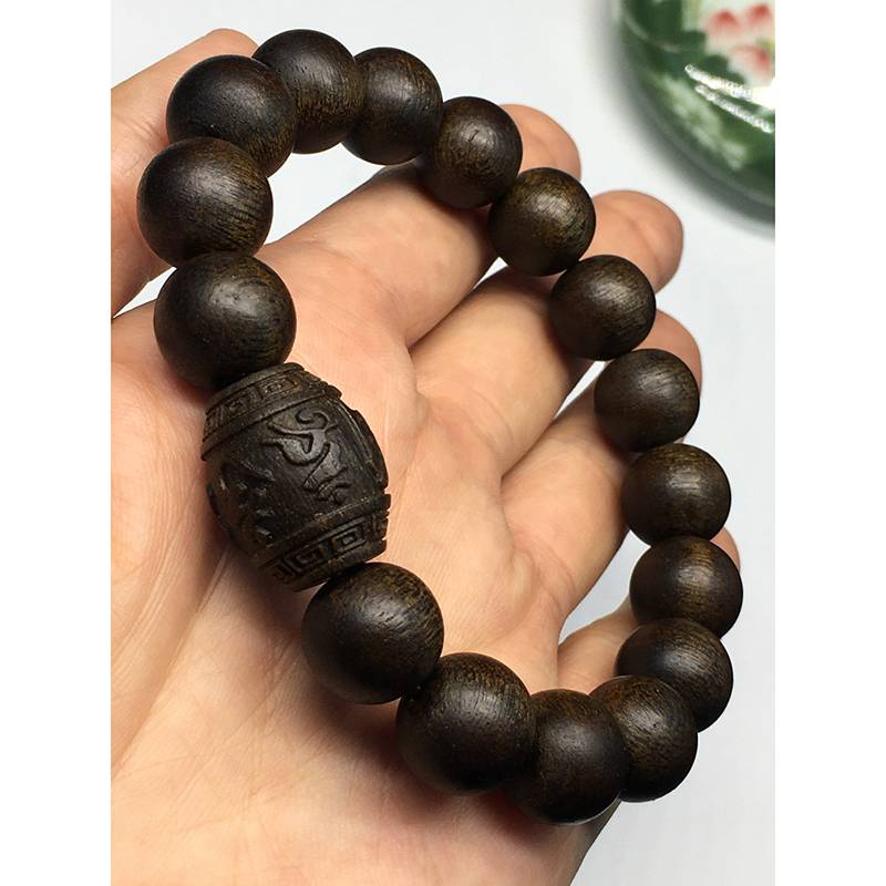 棋楠老料沉香,1.3规格+棋楠沉香六字真言1.6/2.0规格,， 六字真言寓意:随遇，随喜，随安。的来源图片