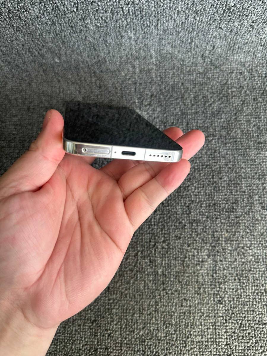 J7114手机处置：华为 手机一台 Pura70 12+512G ID已退 可邮寄 瑕疵见标的介绍的来源图片