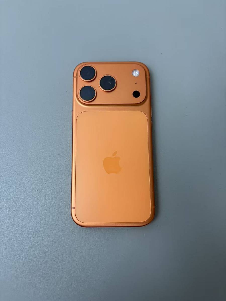 手机处置R1976：苹果手机 国行 iPhone 17Pro 256G ID已退 可邮寄的来源图片