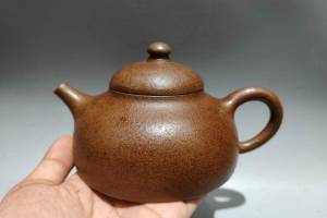 【玉乳壶】泥料：原矿龙骨金砂 尺寸：17/9cm..容量：280cc的来源图片