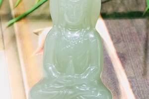 附鉴定证书 和田玉《抱瓶观音》的来源图片