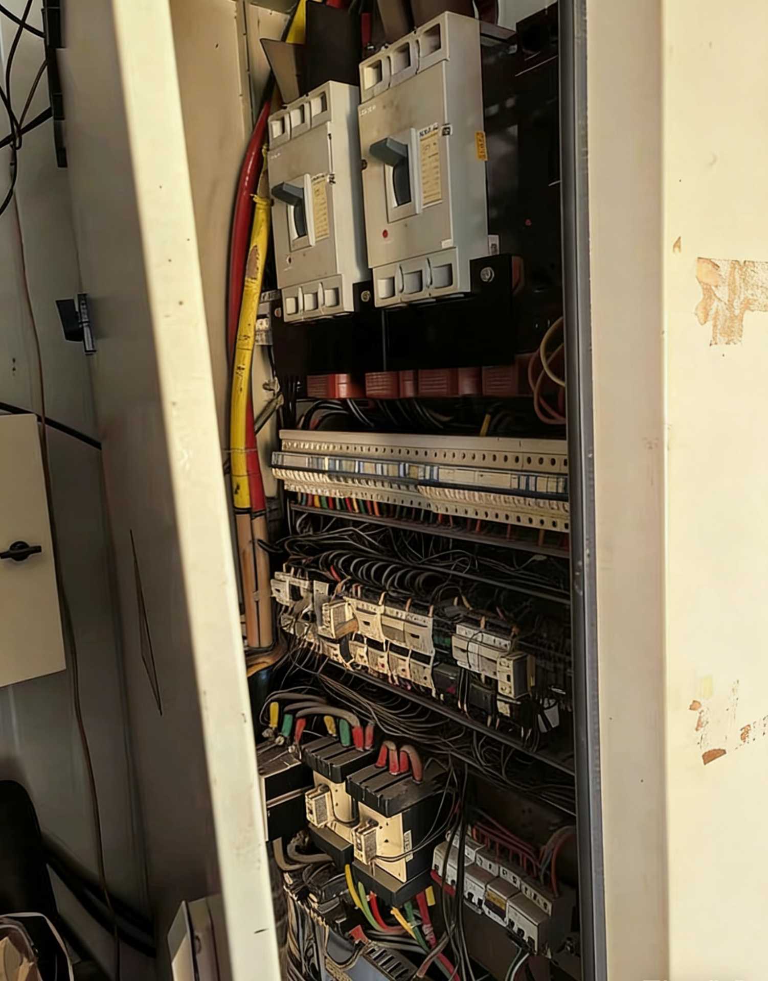 1月16日伊犁两条180搅拌站（带6个150吨罐子）打包处理02 拍卖公告