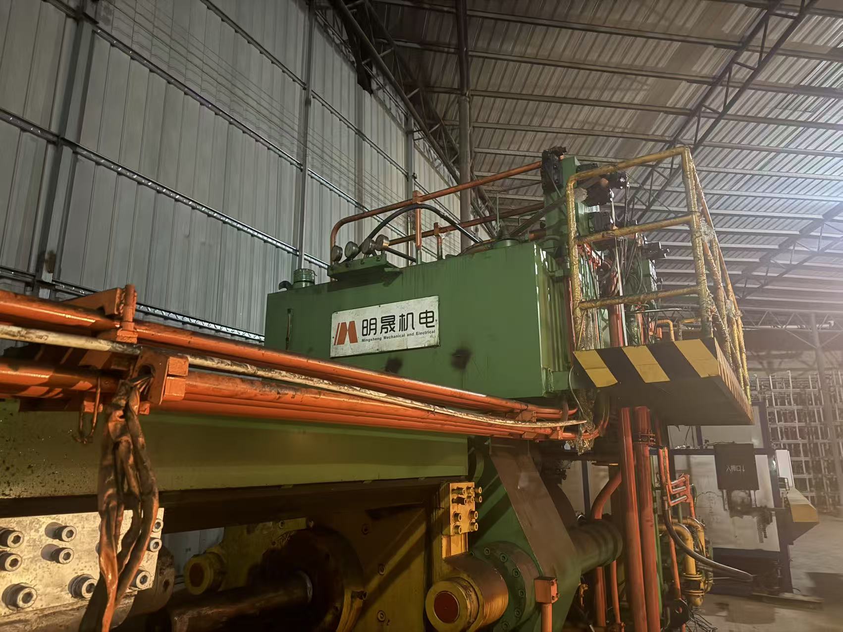 3月12日佛山某企业铝材挤压机设备一批拍卖公告