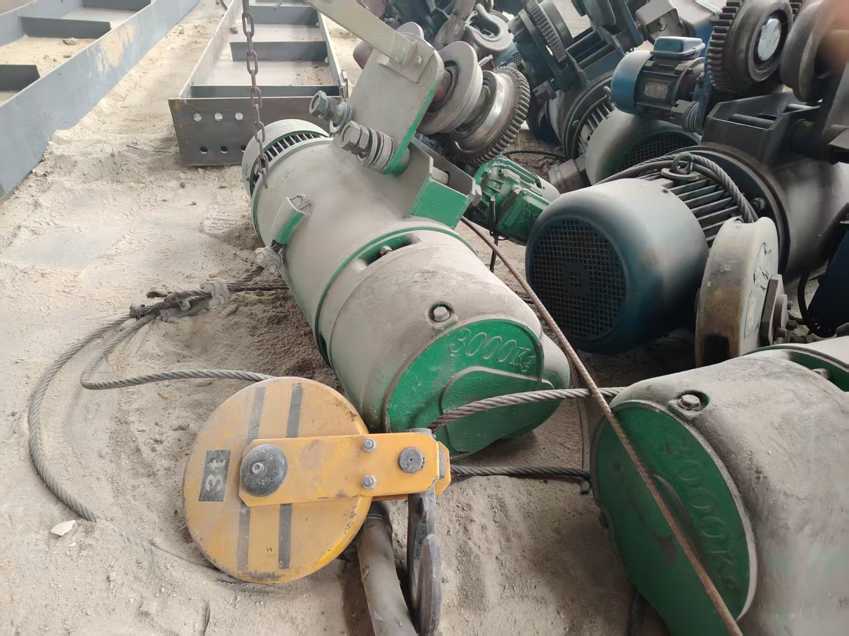 4月1日吉林市6台辽宁三洋重工电动单梁起重机拍卖公告